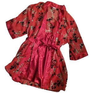 Red and Black Floral Gown and Robe Set Medium